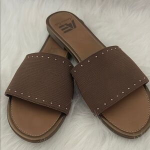 American Eagle Brown Slide Sandals